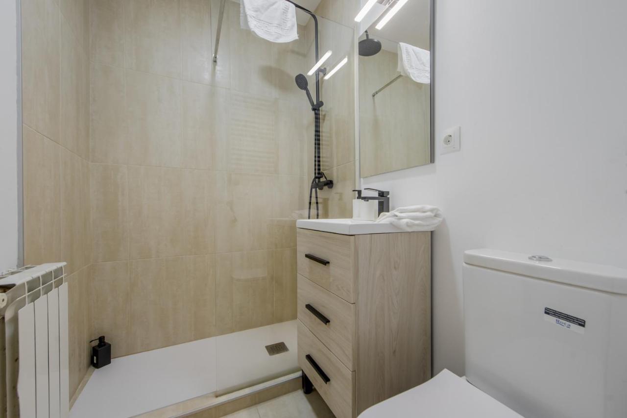 Premium Apt Para 9P En C/Olmo - Centro De Madrid Extérieur photo